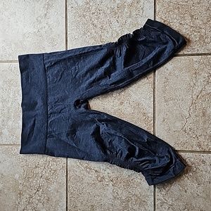 Lululemon in the Flow Crop Leggings